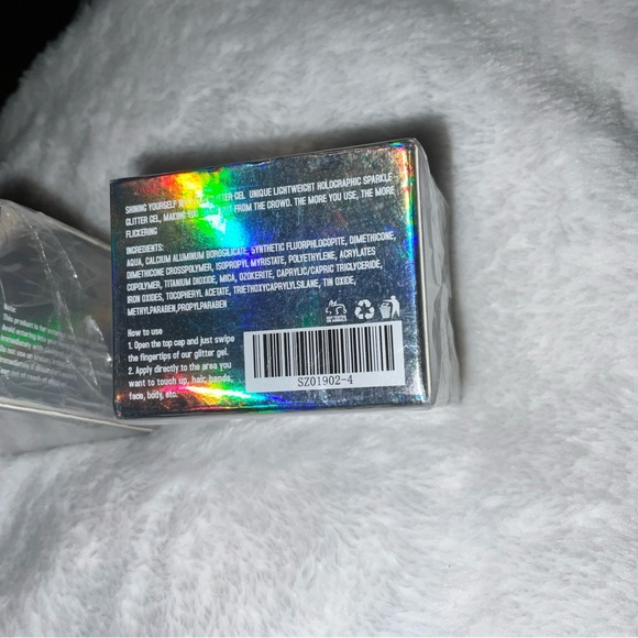 LAKERAIN GLITTER ZONE MULTI USE BODY GLITTER GEL #01 & 04. 2 PK SEALED NEW - Picture 8 of 16